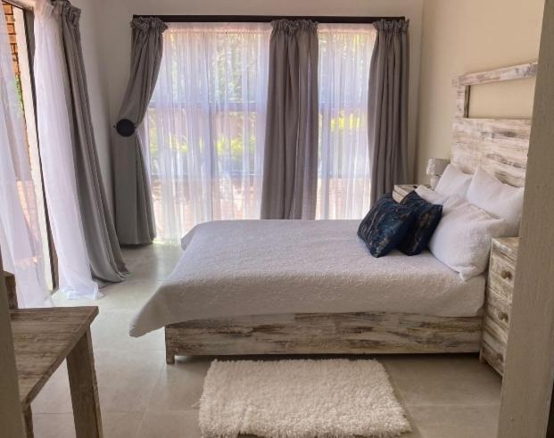 Apartmán Lime Court Two Pretoria-Noord Exteriér fotografie